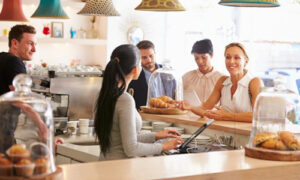 people-in-restaurant