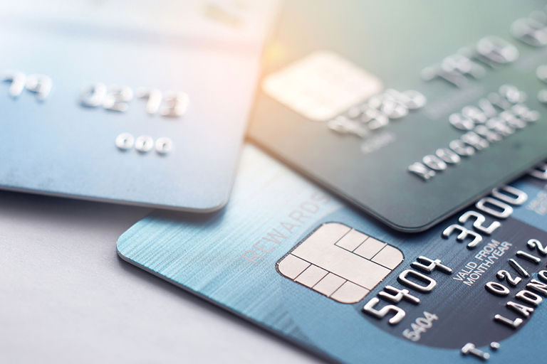 Read more about the article TOP 5 CREDIT CARDS WITH NO FOREIGN TRANSACTION FEE