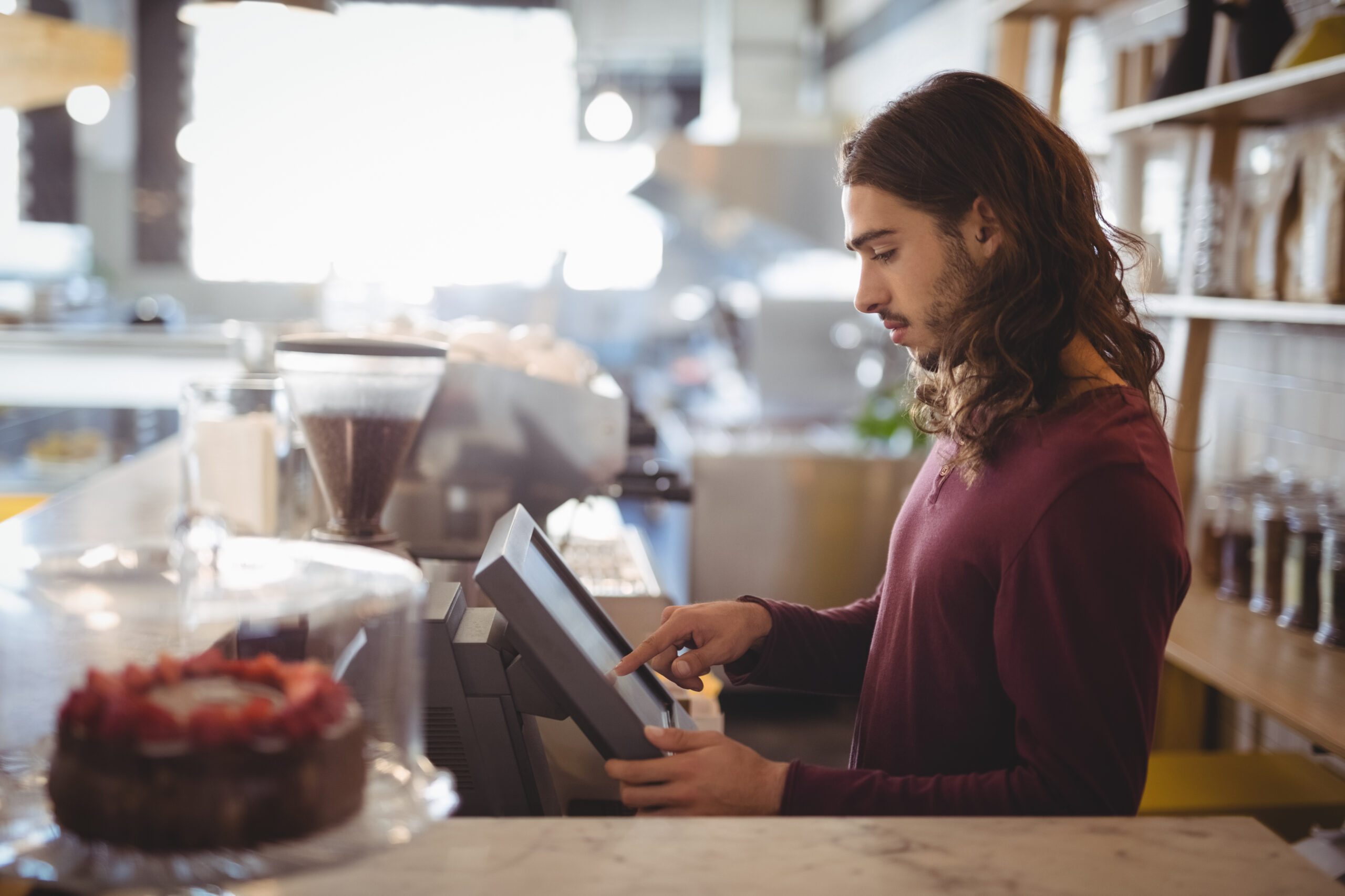 Read more about the article A Small Business Guide to Merchant Accounts