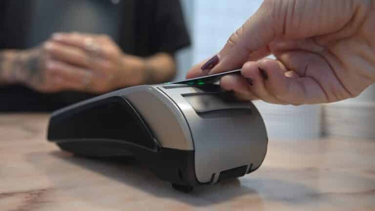 Read more about the article How High-Risk Merchant Processing Works